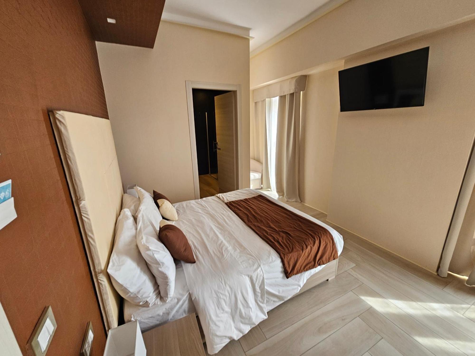 Astoria Boutique Suites Lecce Esterno foto
